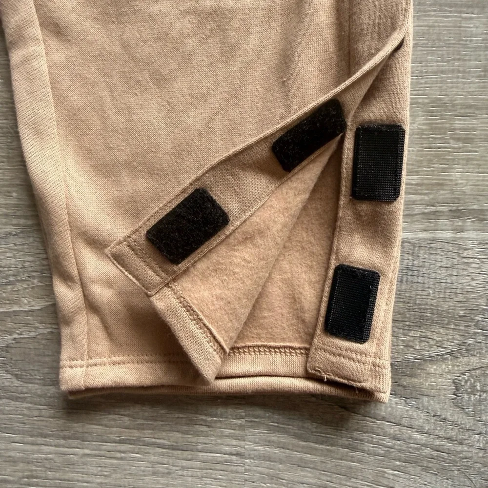 Wonder Nation Boys Sz L (10/12) Tan Athletic Sweatpants Tapered Bottoms NWT